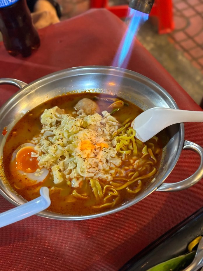 쉐프맹 똠얌 누들 사진