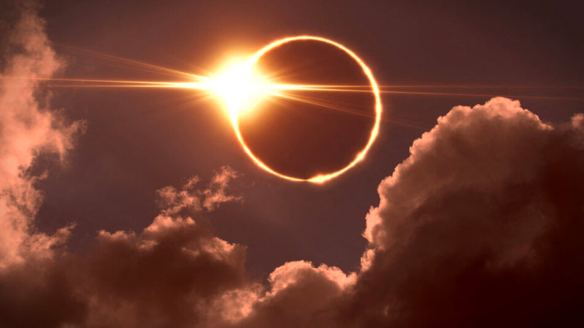 Éclipse, étoiles filantes et planètes : le ciel fait son show !