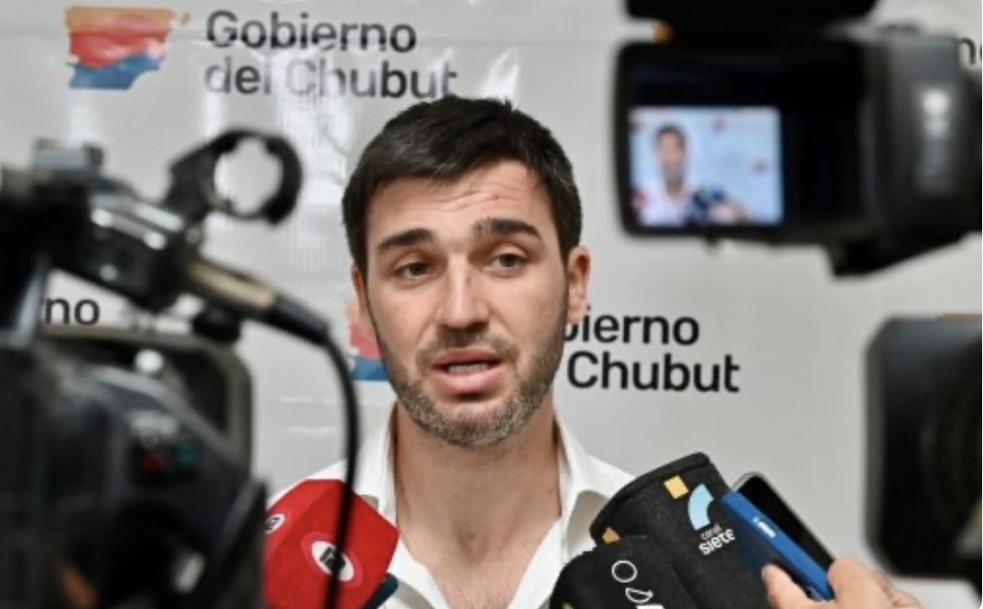 Torres confirmó que en abril habrá cambios en el gabinete 