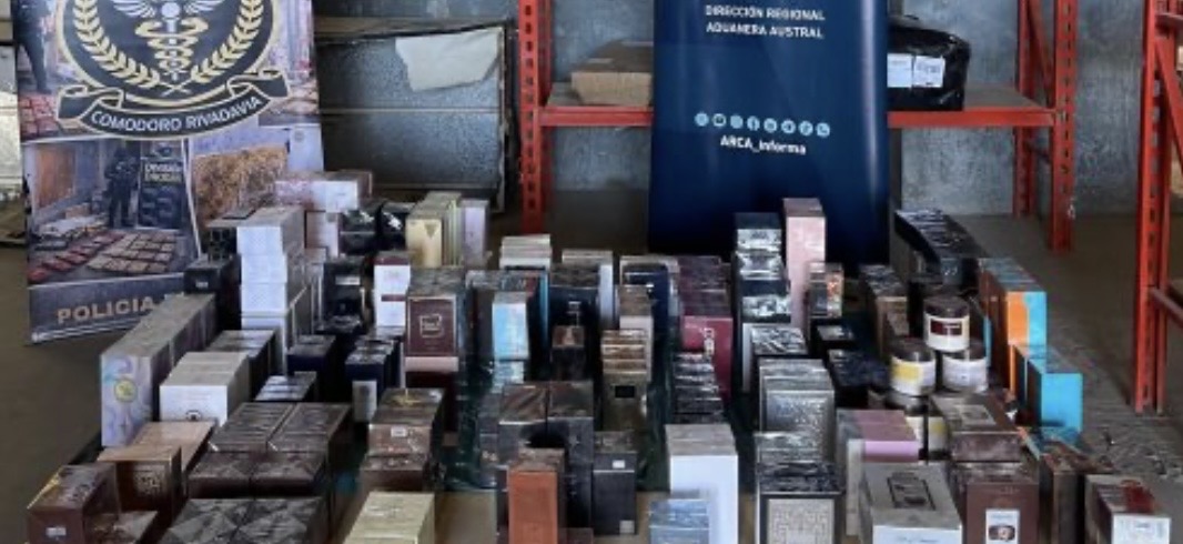 Cayó un cargamento de casi 300 perfumes valuado en más de 5 millones de pesos