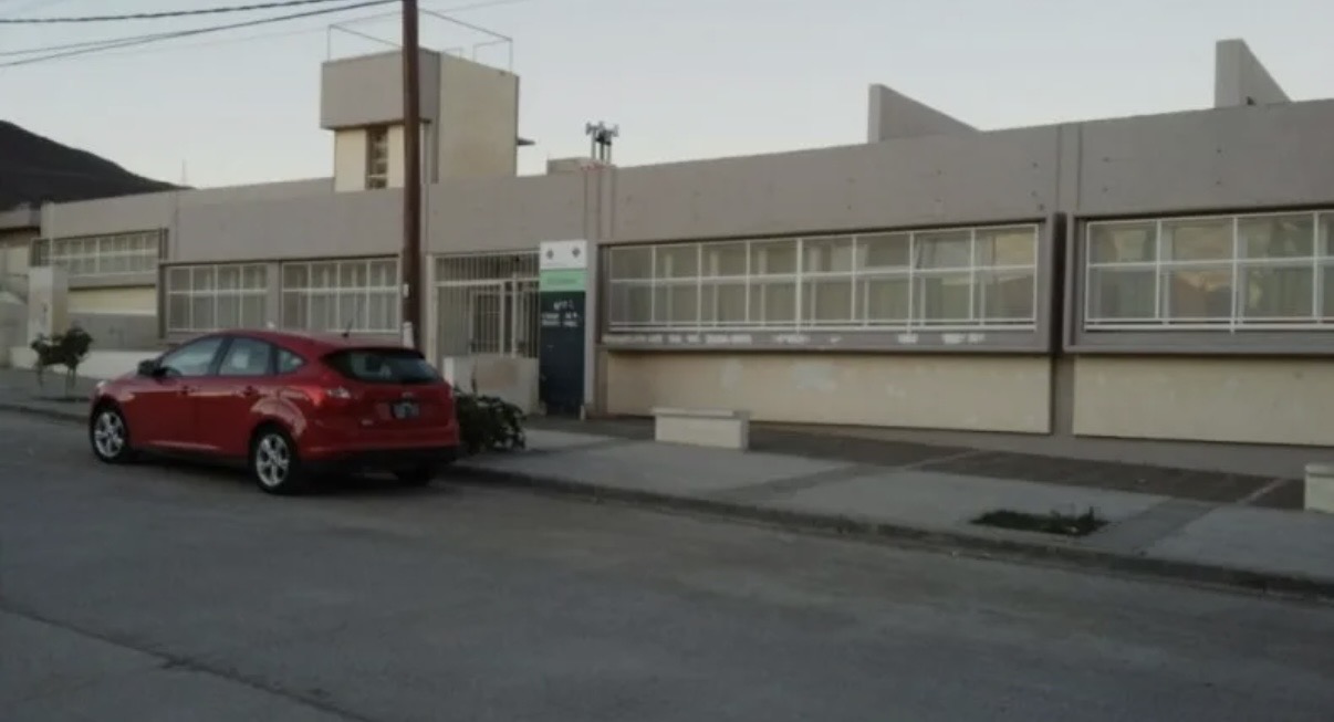 La comunidad educativa de la Escuela 52 realizará un abrazo simbólico para visibilizar los problemas edilicios