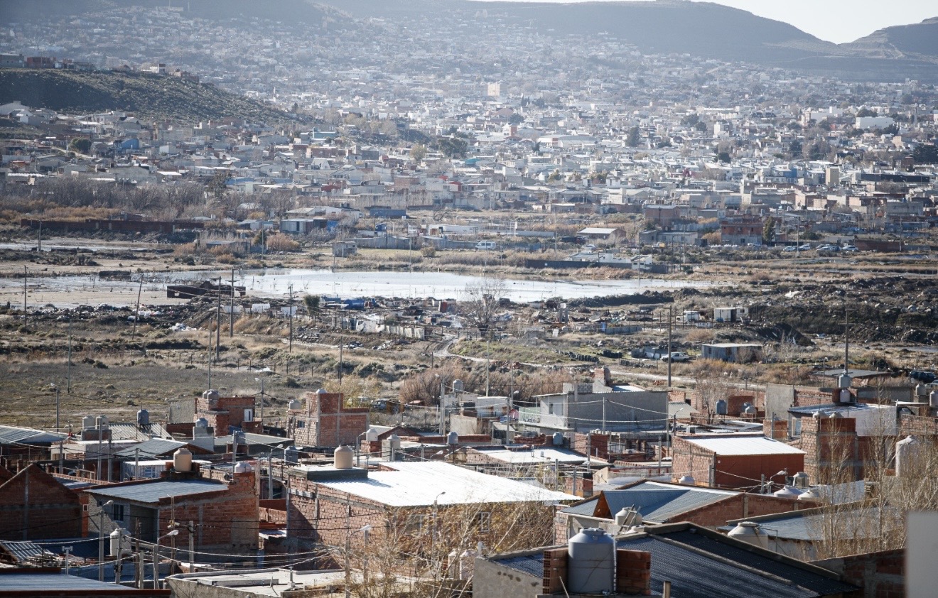 Datos alarmantes del primer semestre del 2026: El 37,2% de la población de Comodoro es pobre 