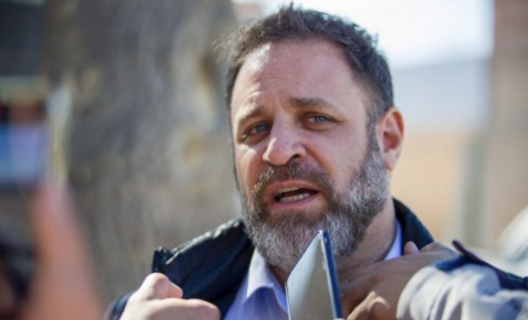 Glinski acusó a Nación y Provincia de correr el foco en los incendios de la Cordillera: “Solo buscan culpables y aumentar penas”