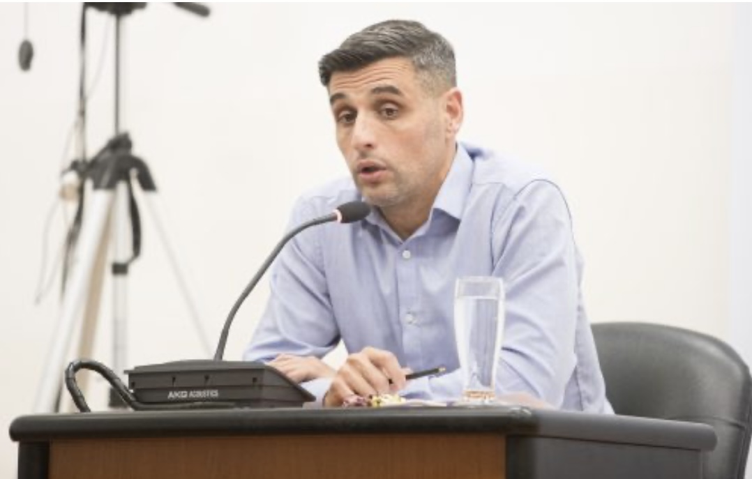 Gómez: “Lamentablemente en Comodoro, el Estado siempre va detrás de los problemas”