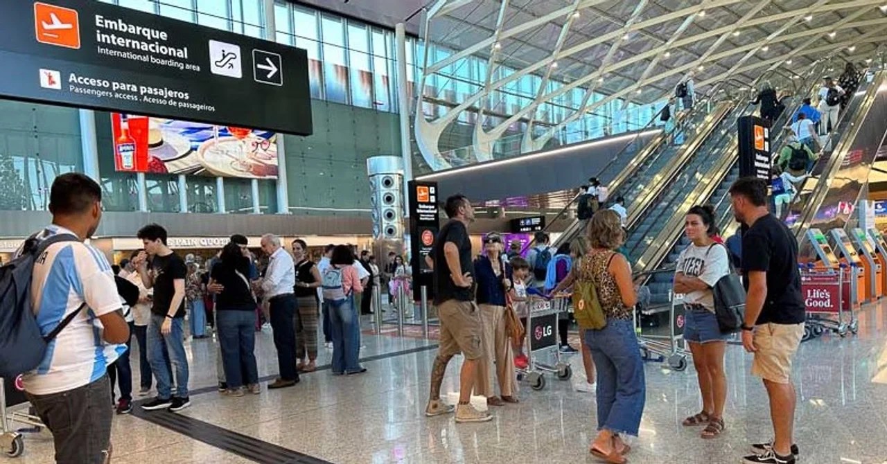 Argentina en alerta aérea: anuncian paros de controladores y miles de pasajeros podrían sufrir demoras en vuelos
