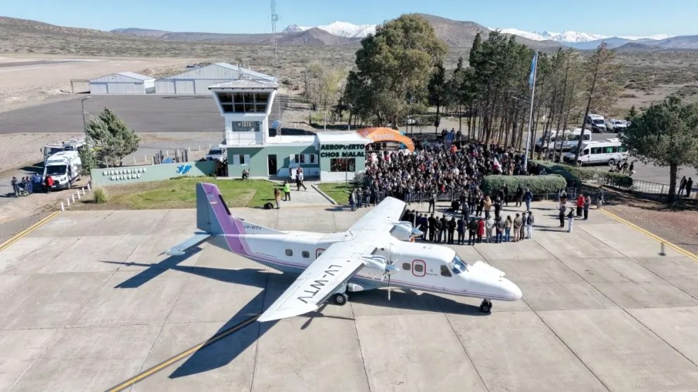 Chos Malal recuperó su conexión aérea con Neuquén capital