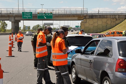 Duplicarán los controles viales en todo el país durante el verano