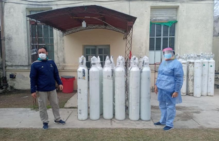 El municipio de Rosario del Tala entregó tubos de oxígeno al hospital San Roque