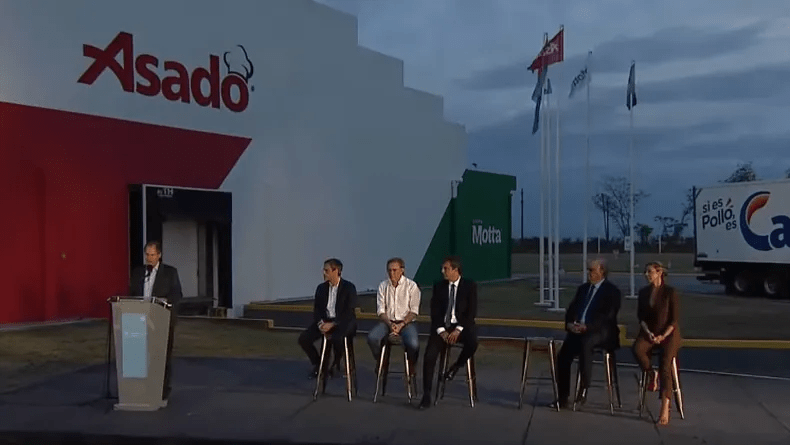 Desde Entre Ríos, Massa anunció una millonaria inversión para fortalecer la producción porcino y avícola