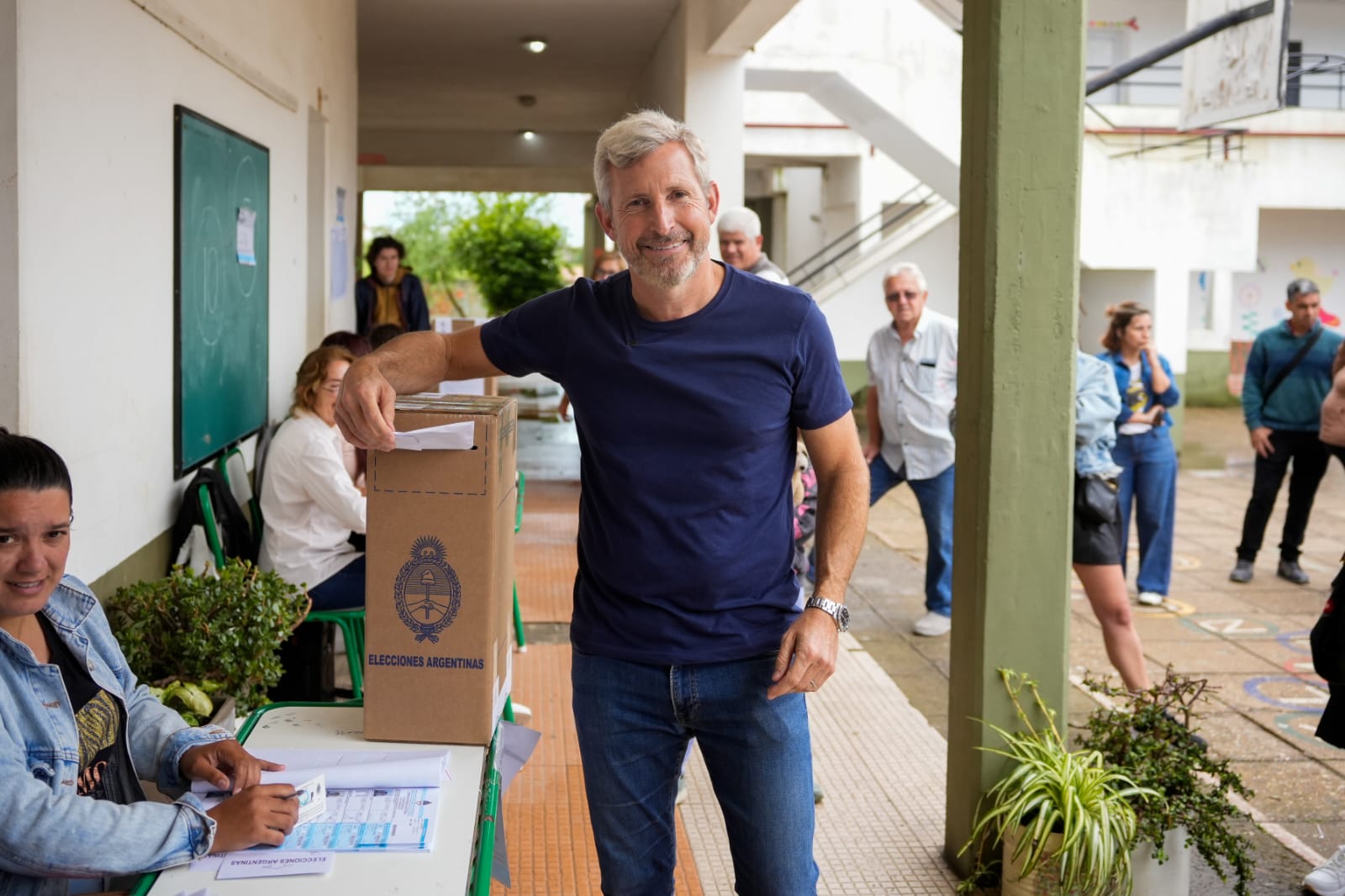Rogelio Frigerio: “Tenemos que cerrar la grieta entre la gente y la política”