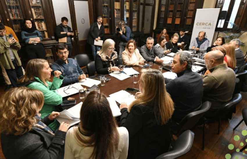 Trataron en comisión los proyectos de Ética Pública y de Transición de Gobierno