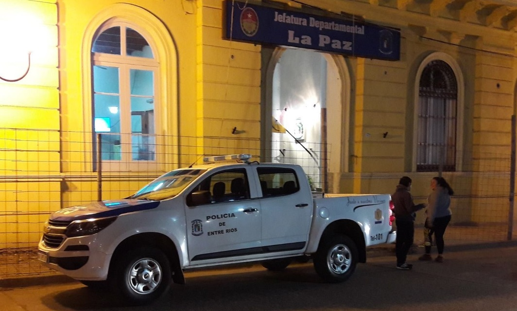 La Paz: un hombre fue asesinado por un vecino durante una pelea, el agresor se fugó tras el crimen