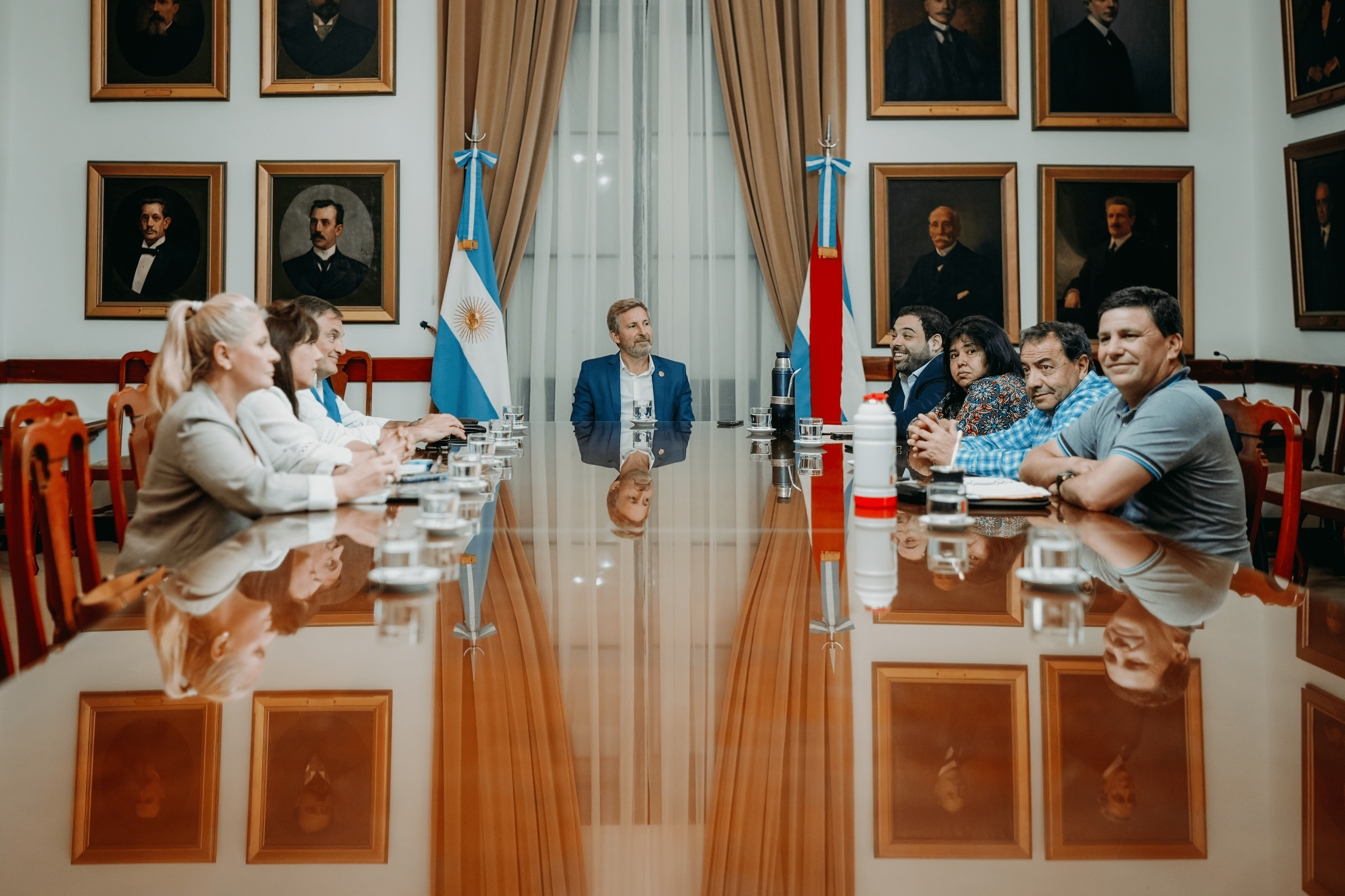 Frigerio anticipó a senadores del justicialismo las prioridades del Presupuesto 2025