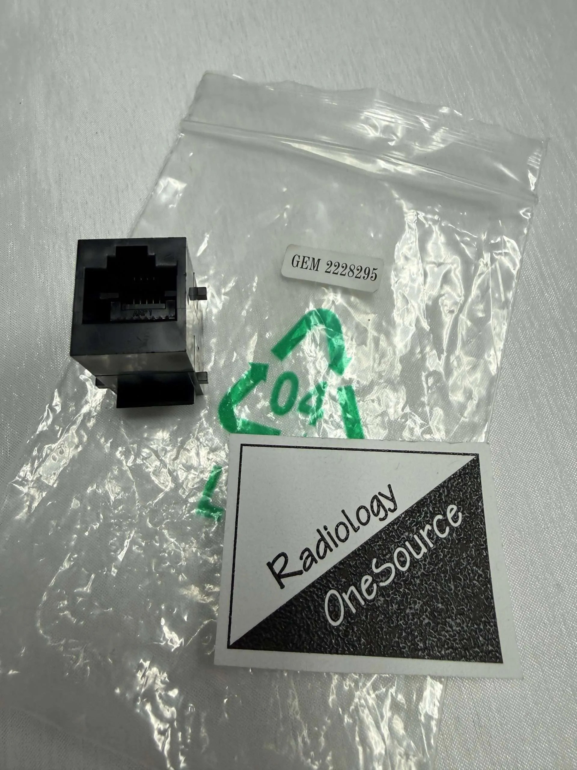 GE Innova 3100 RJ45 Feed Through Connector – NEW