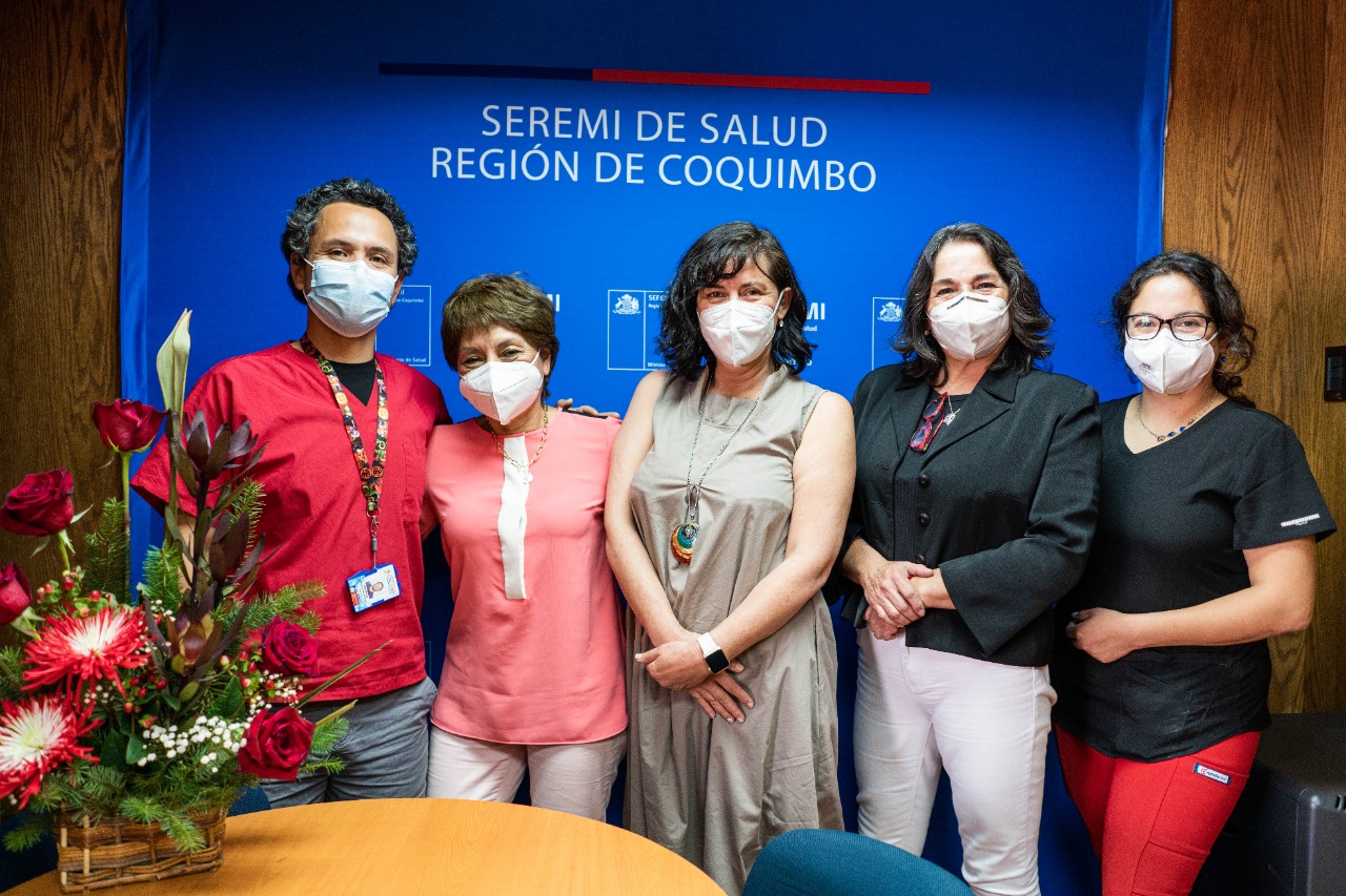 Colegio de Matronas realiza saludo protocolar a nueva Seremi de Salud