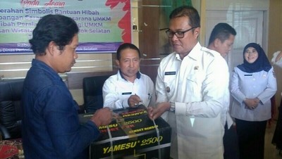 Solsel Renovasi Tempat Usaha UMKM Kawasan Wisata