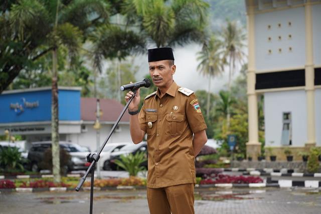 Wabup Solsel Minta ASN Tingkatkan Kinerja dan Pelayanan Masyarakat