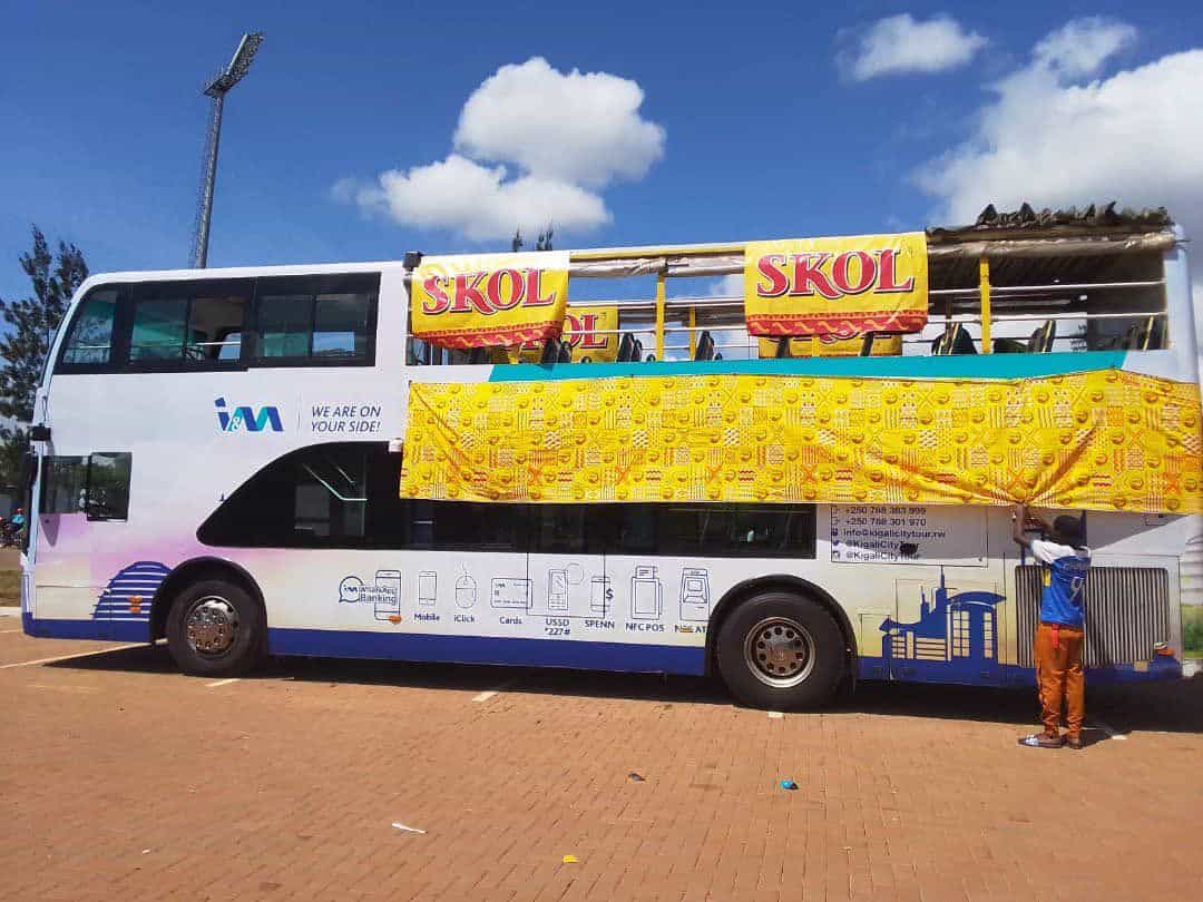 Abakinnyi ba Rayon batangiye ibirori by’akataraboneka bava i Nyanza berekeza i Kigali – Amafoto