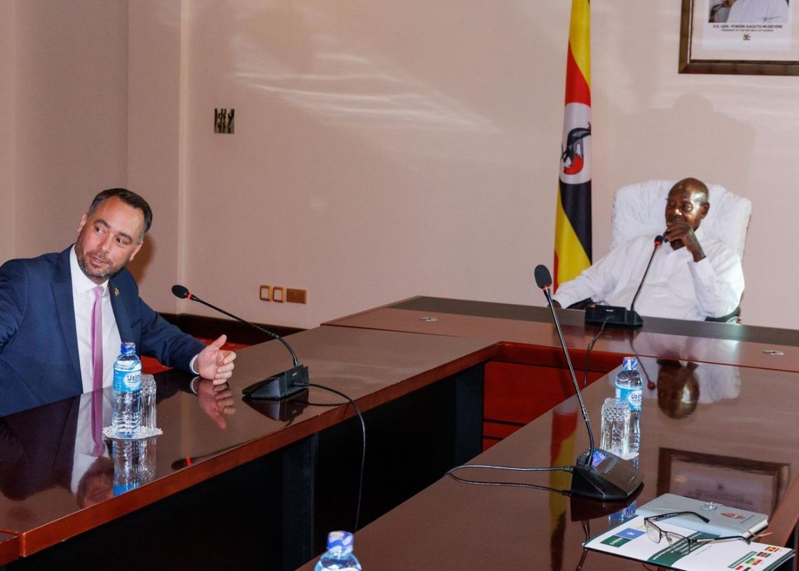 Icyo u Bubiligi bwabwiye Museveni cyumvikanamo icyifuzo bumushakaho kubukorera hagati yabwo n’u Rwanda