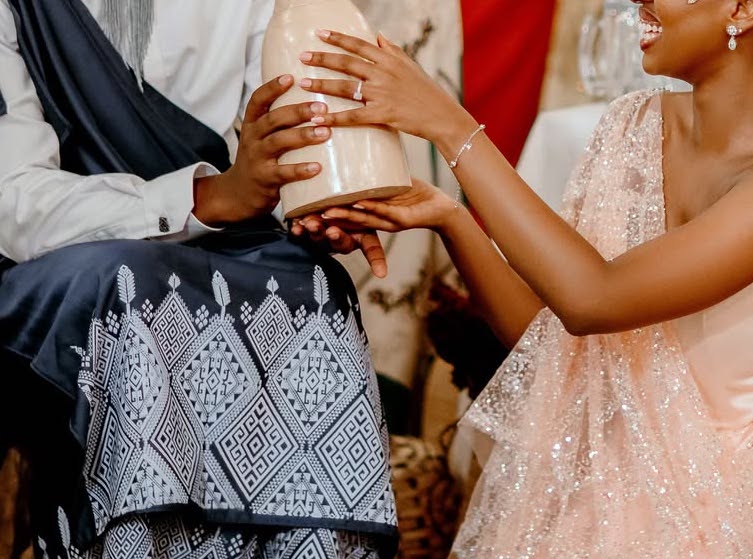 Ni iki gikwiye guhabwa gaciro kurusha ikindi hagati yo gutegura ubukwe no gutegura urushako