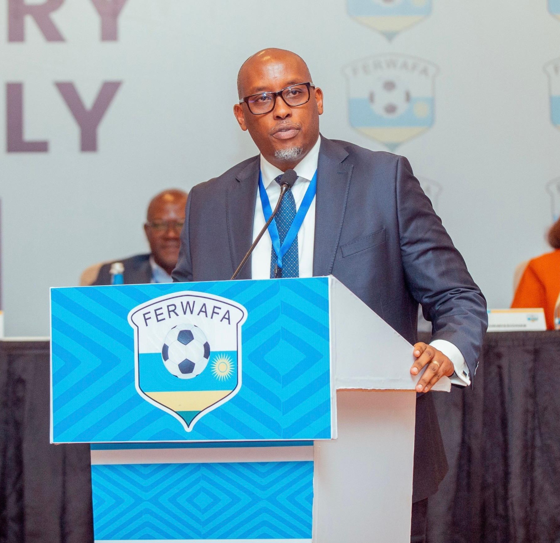 Shema Fabrice yeguye ku mwanya wa Perezida wa FERWAFA nyuma y’igihe gito afunguwe