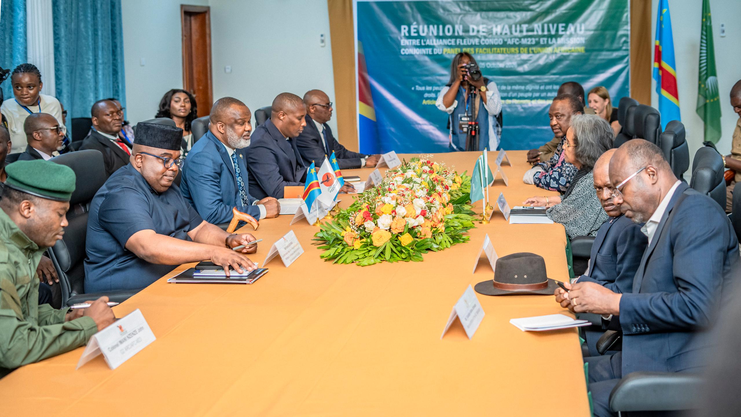 Uhuru Kenyatta wayoboye Kenya ari mu babaye Abaperezida bagiye i Goma kubonana na AFC/M23