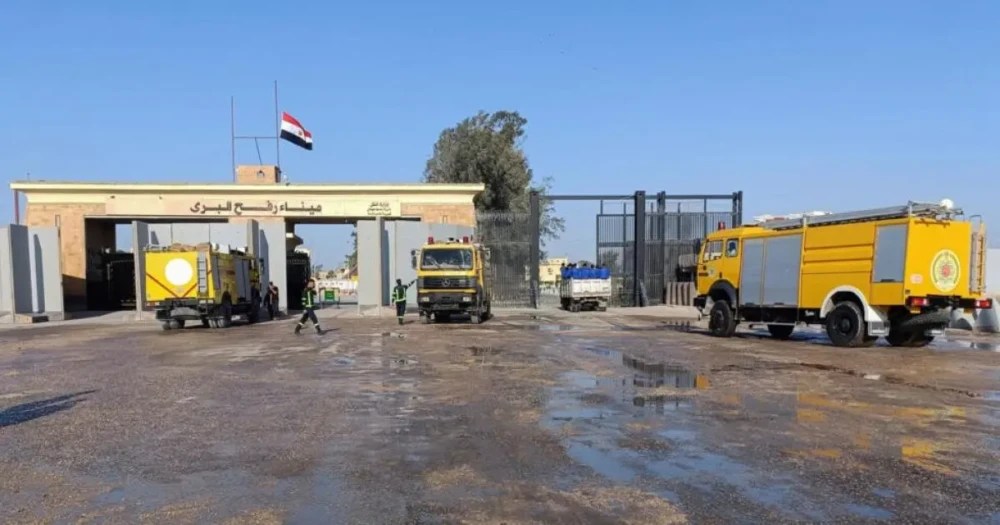 صحيفة: آلية جديدة للجنة الإدارية لموظفي غزة والبلديات وترتيبات مرتقبة لفتح معبر رفح قريبًا