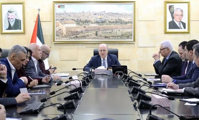 بتوجيهات الرئيس عباس.. خطة حكومية متكاملة للتعامل مع التطورات الحالية