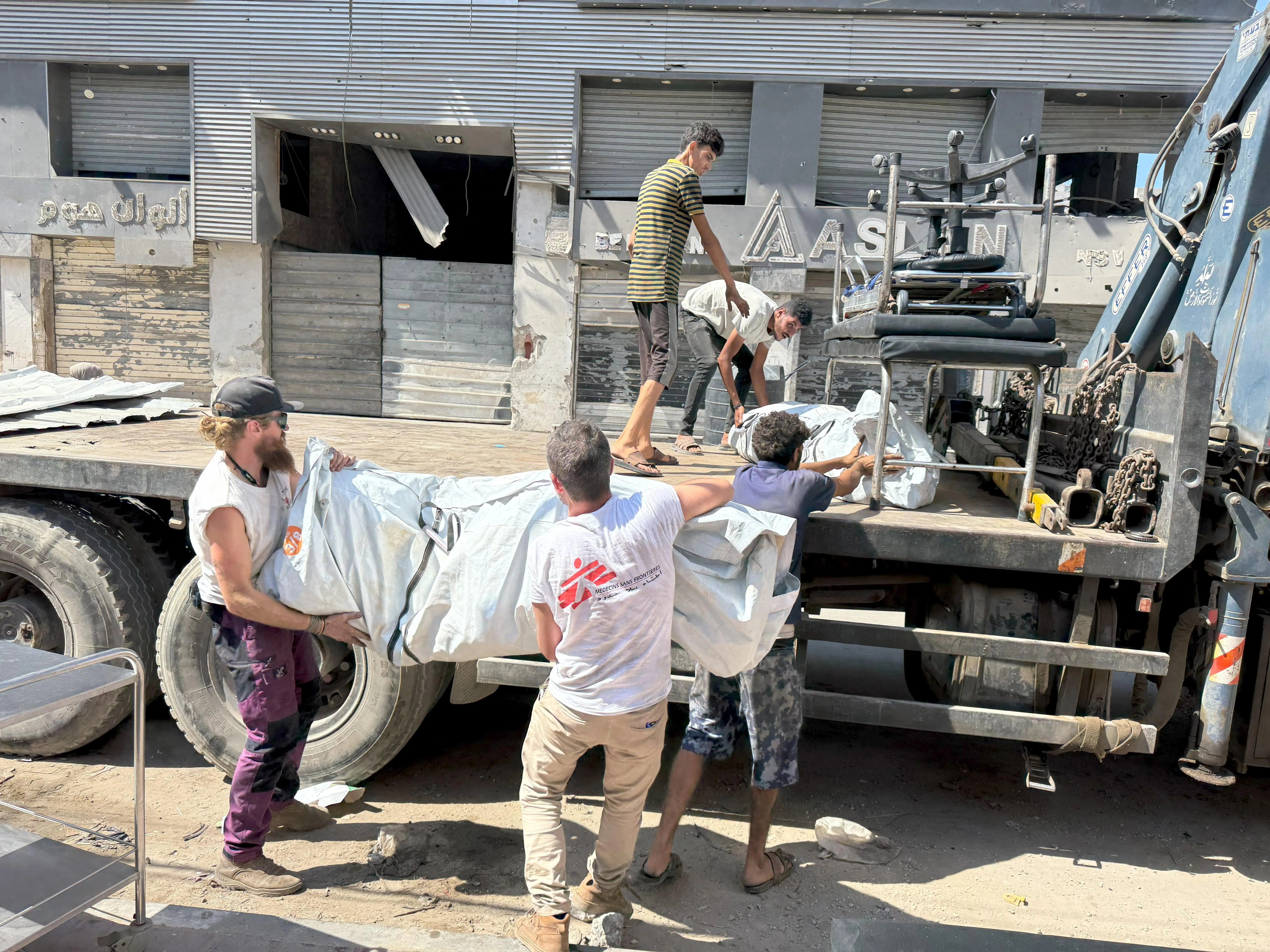 «أطباء بلا حدود» تفتح باب التقديم لفرصة عمل في قطاع غزة لدعم المشروع الطبي