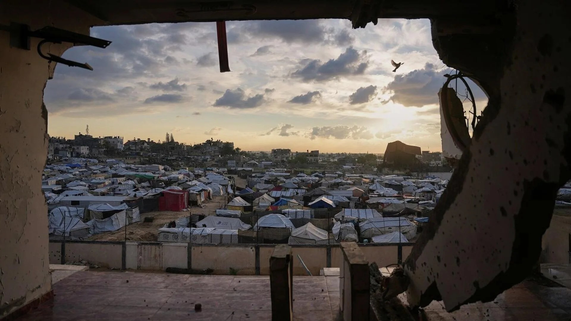 إندونيسيا تعلق نشر قواتها في غزة بسبب هذا الأمر