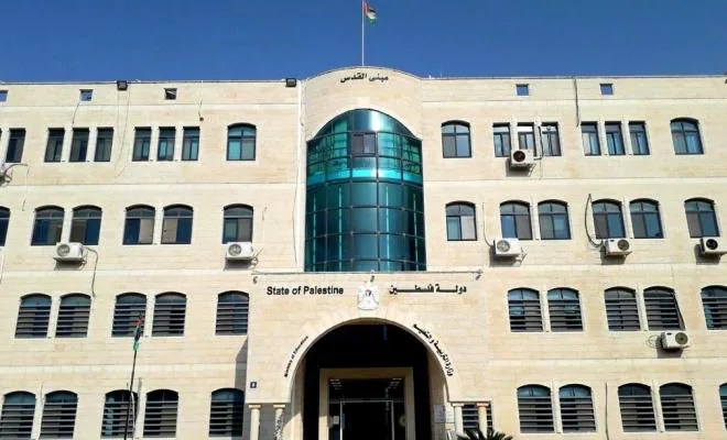 التعليم تقرر استئناف امتحانات الثانوية العامة للفروع المهنية غدا الثلاثاء