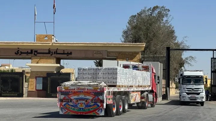 حركة الشاحنات الواردة إلى قطاع غزة يوم الاثنين 15 يونيو