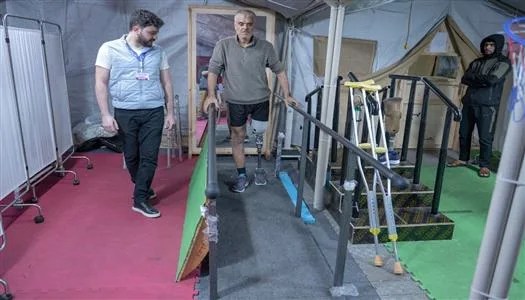 نجاح تركيب أطراف صناعية لـ51 مصابا فلسطينيا بالعريش