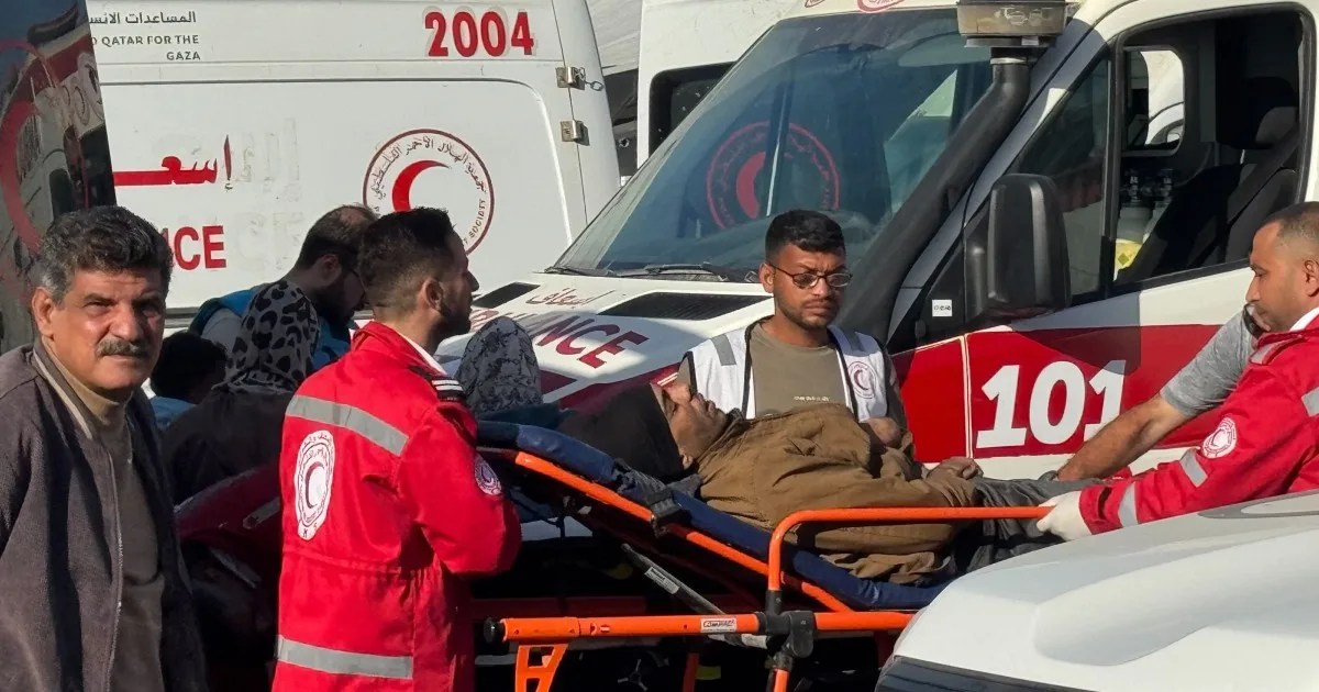 التحويلات الطبية بغزة توضح ضوابط المرافقين وآلية السفر عبر رفح وكرم أبو سالم