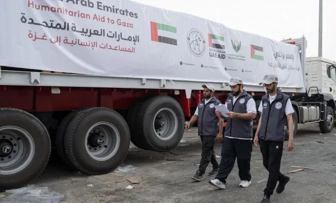 دخول 5 قوافل مساعدات إماراتية تضم 903 أطنان إلى قطاع غزة
