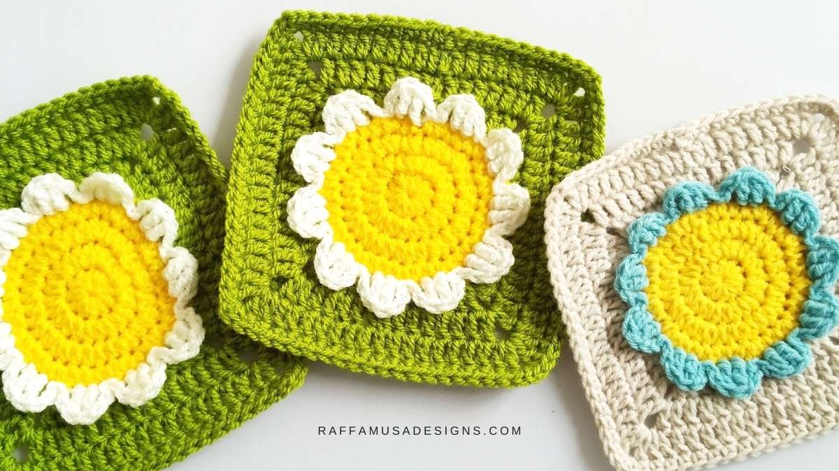 The spruce / mollie johanson the granny square is a classic crochet pattern. Crochet A Simple 3d Flower Granny Square Raffamusadesigns