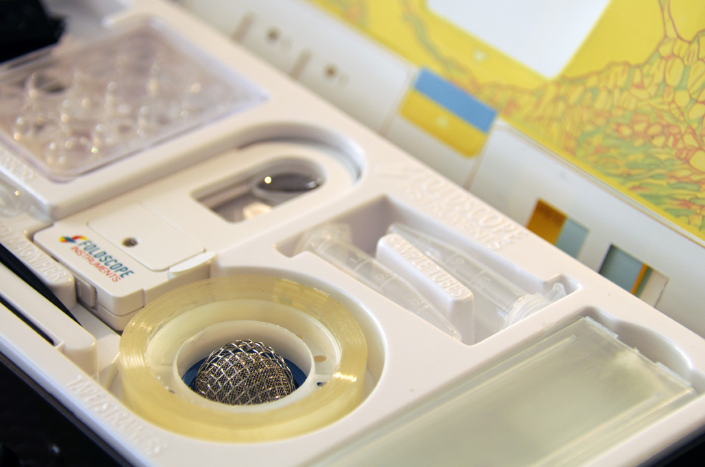 Foldscope_BoxContent1