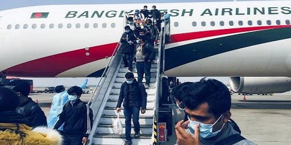 নিজ খরচে কোয়ারেন্টিন, সিলেটে ফিরতে ‘আগ্রহ হারাচ্ছেন’ যুক্তরাজ্য প্রবাসীরা