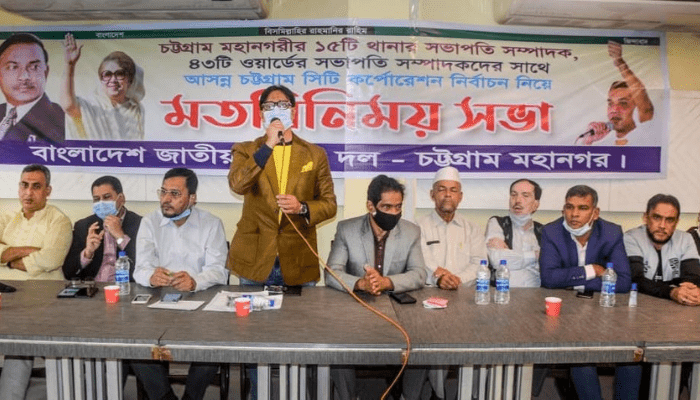 ‘বাধা ডিঙিয়ে’ জনগণকে ভোটকেন্দ্রে নিয়ে যেতে তৃণমূল নেতাদের নির্দেশ দিলেন শাহাদাত