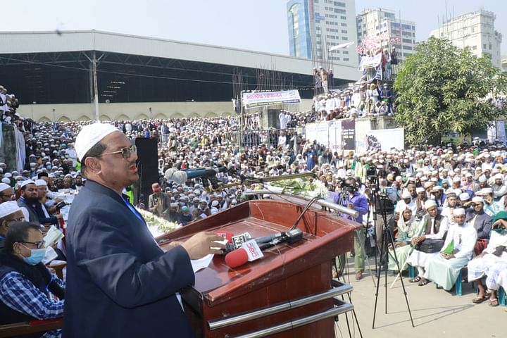 নির্বাচন কমিশনকে কটাক্ষ করে চরমোনাই পীর বললেন, ‘নির্বাচন ভঙ্গুর কমিশন’