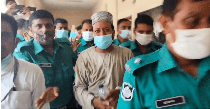 মুফতি আমির হামজাকে ৫ দিনের রিমান্ডে পেল পুলিশ