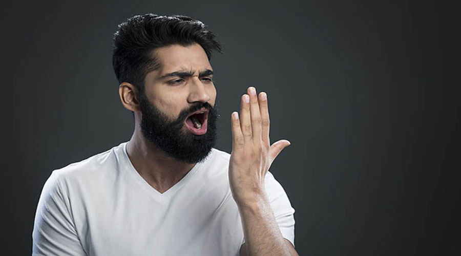 মুখে দুর্গন্ধ কেন হয়, কী করবেন?