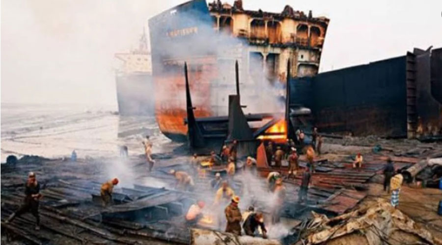 চট্টগ্রামে শিপইয়ার্ডে আগুন, দগ্ধ ৫ শ্রমিক