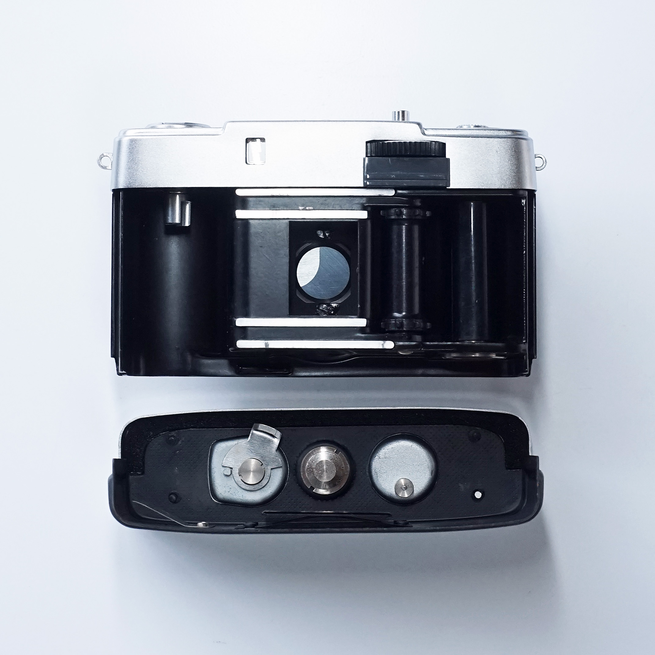 OLYMPUS PEN-EE S ¥13,800（中古 フィルムカメラ 35mm ハーフサイズ