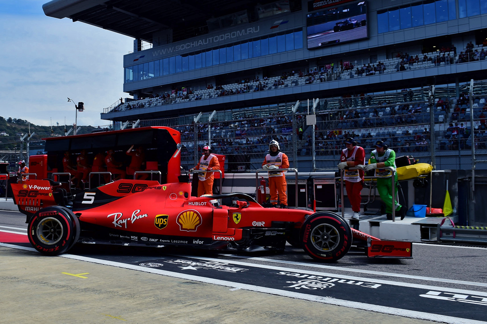 Ferrari Z Czwartym Pole Position Z Rzedu Trzeci Trening