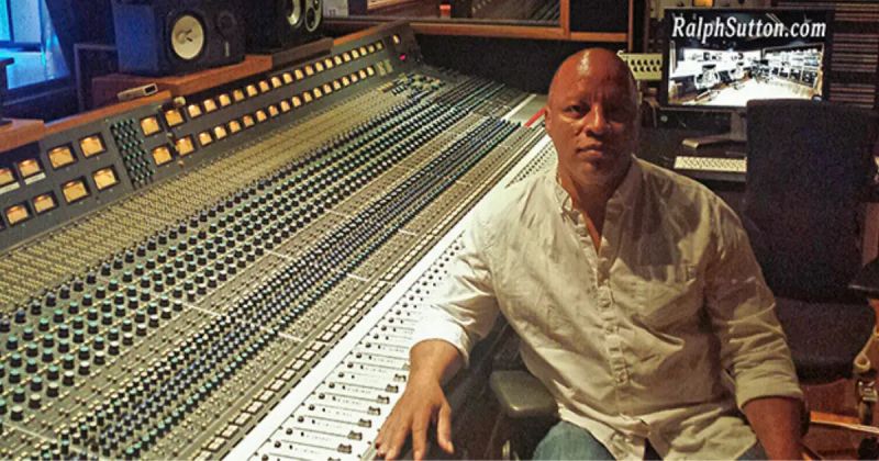 Recording Ralph - Vintage Textures - Premium HD Collection