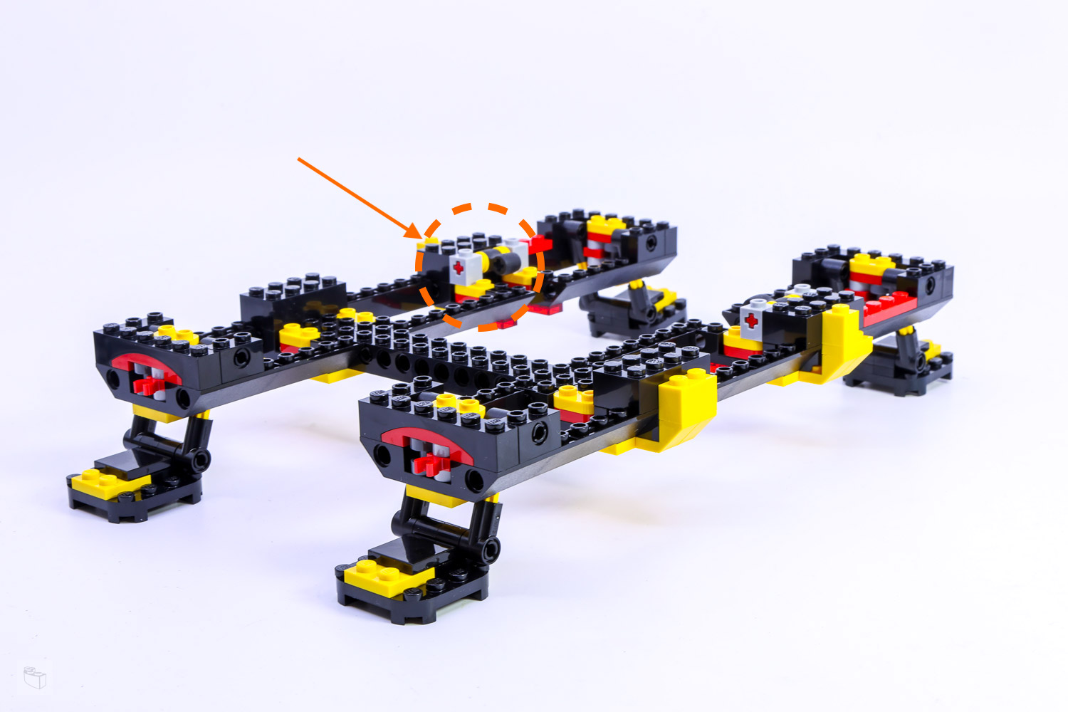 10355 Blacktron Rengade: Construction, Criticism and Creative