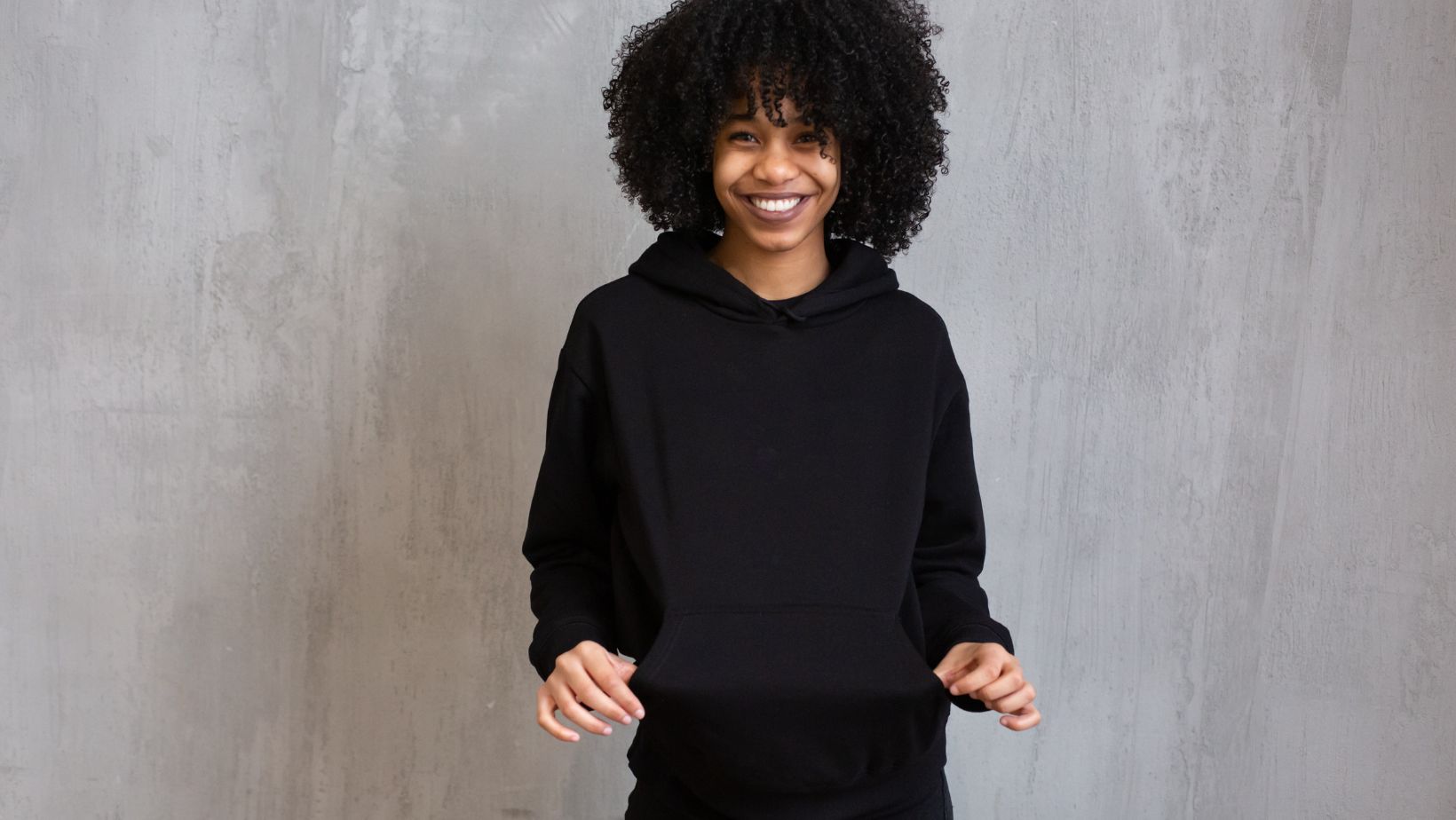 White and black hairstyles: a timeless blend of elegance and contrast