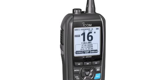 Icom Ic M94de Ab Ramnav - Incredible Dark Image - High Resolution