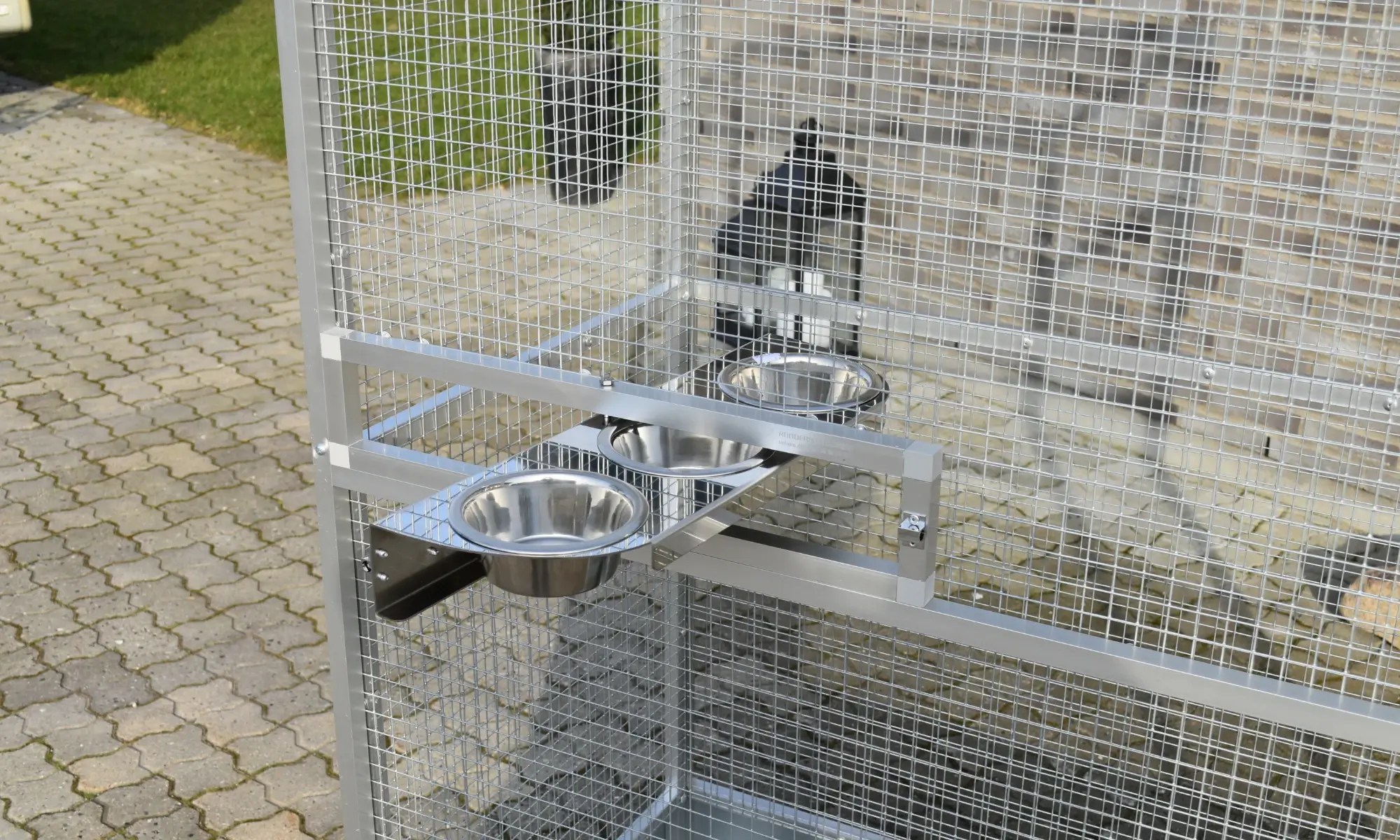 Foder karrusel i sort aluminiumsramme med 3 skåle - Billede 4